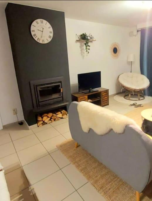 Appartement Durbuy Avec Piscine Et Activites Экстерьер фото